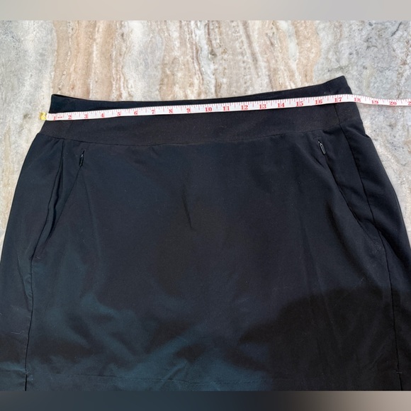 Women’s ATHLETA Soho Skort- Black. Size 14 - Picture 9 of 11